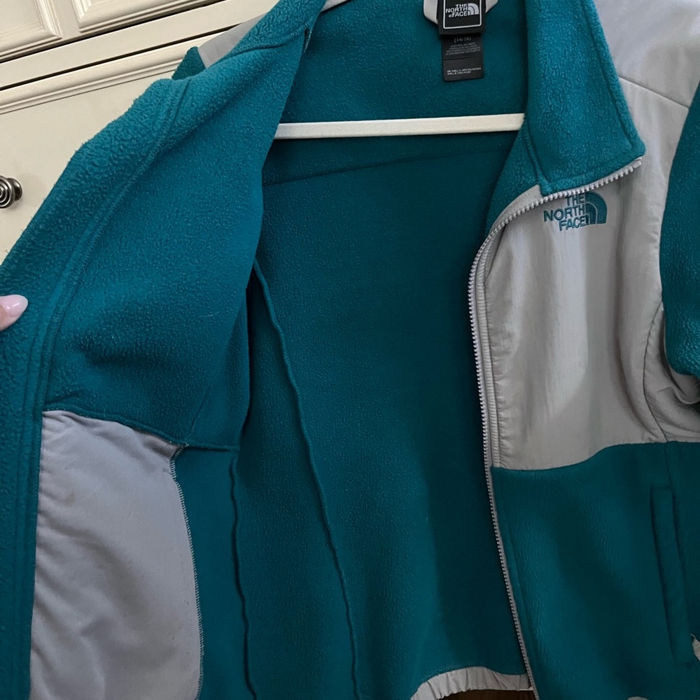 North face fleece jacket - Picture 3 of 5